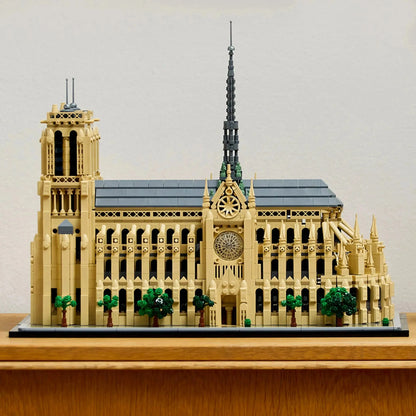 LEGO The Notre-Dame de Paris 21061 Architecture