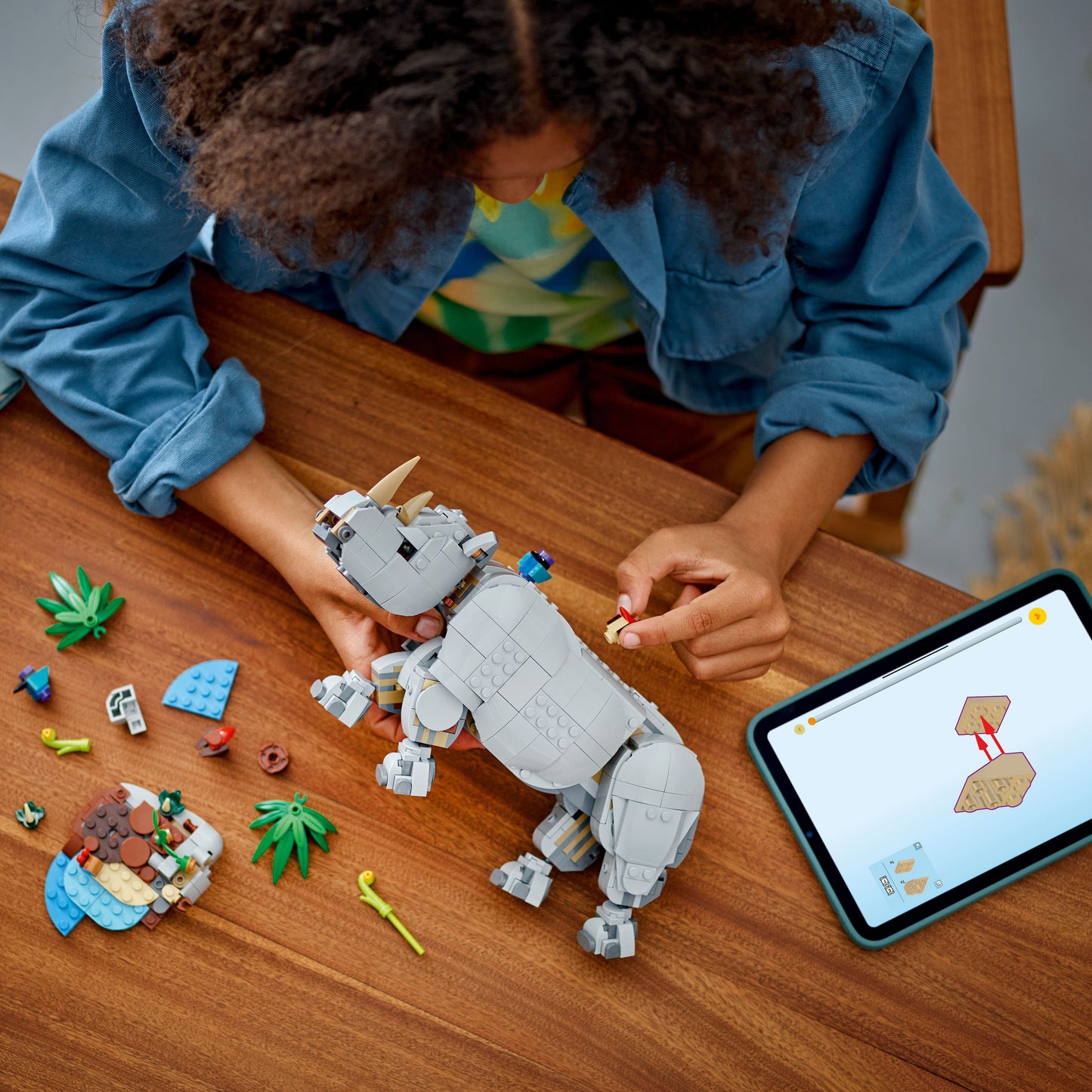 LEGO Wilde dieren: machtige neushoorn met vogels 31171 Creator