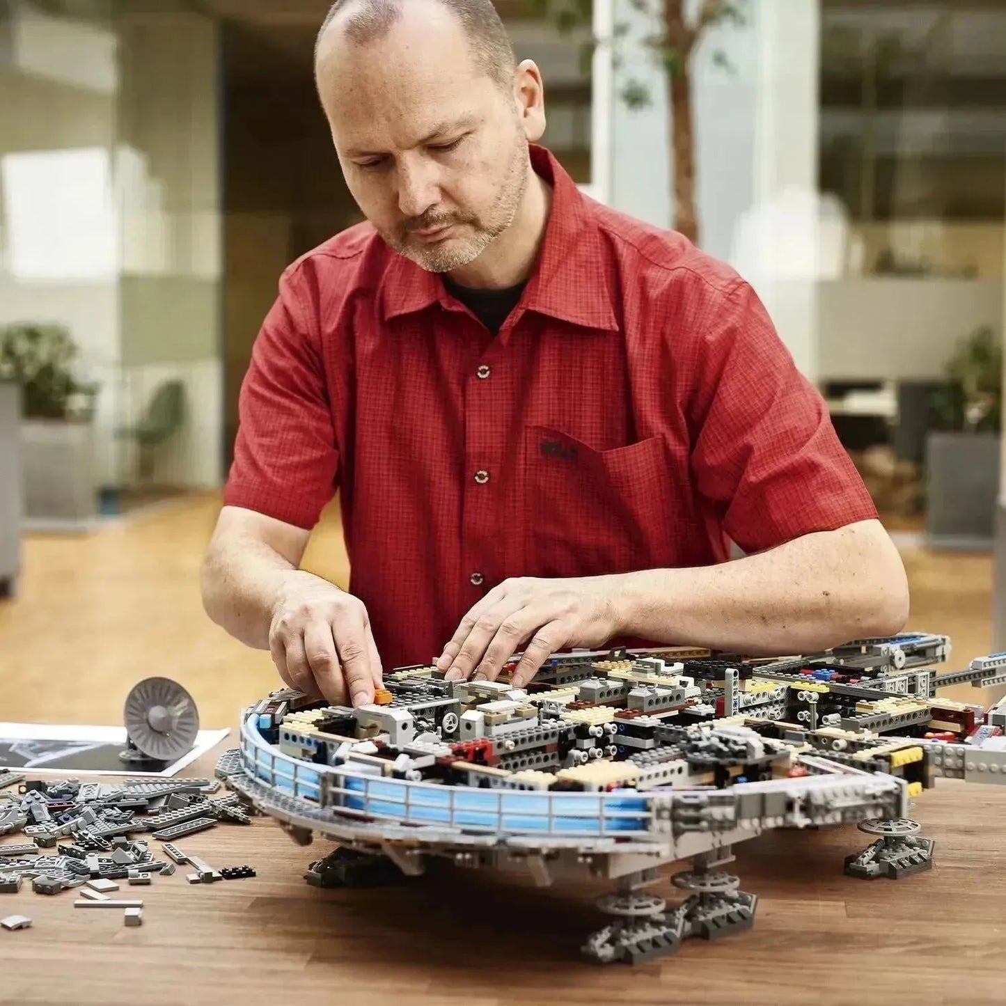 LEGO The Millennium Falcon 75192 StarWars