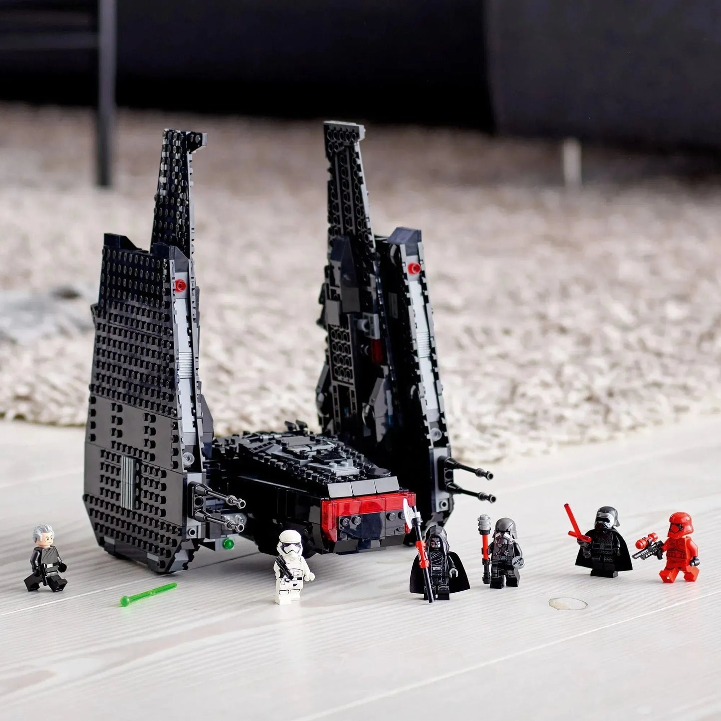 LEGO Kylo Ren's shuttle inclusief Kylo Ren, Pryde, Sith, Troopers en Knights 75256 StarWars