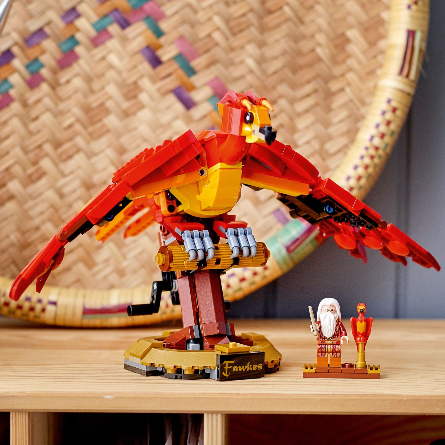 LEGO Felix, de feniks van Perkamentus 76394 Harry Potter