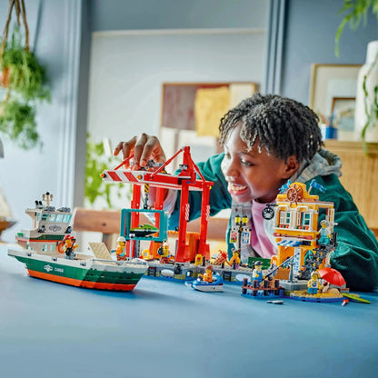 LEGO Harbour 60422 City @ 2TTOYS | Official LEGO shop😊🥰 2TTOYS €. 109.99