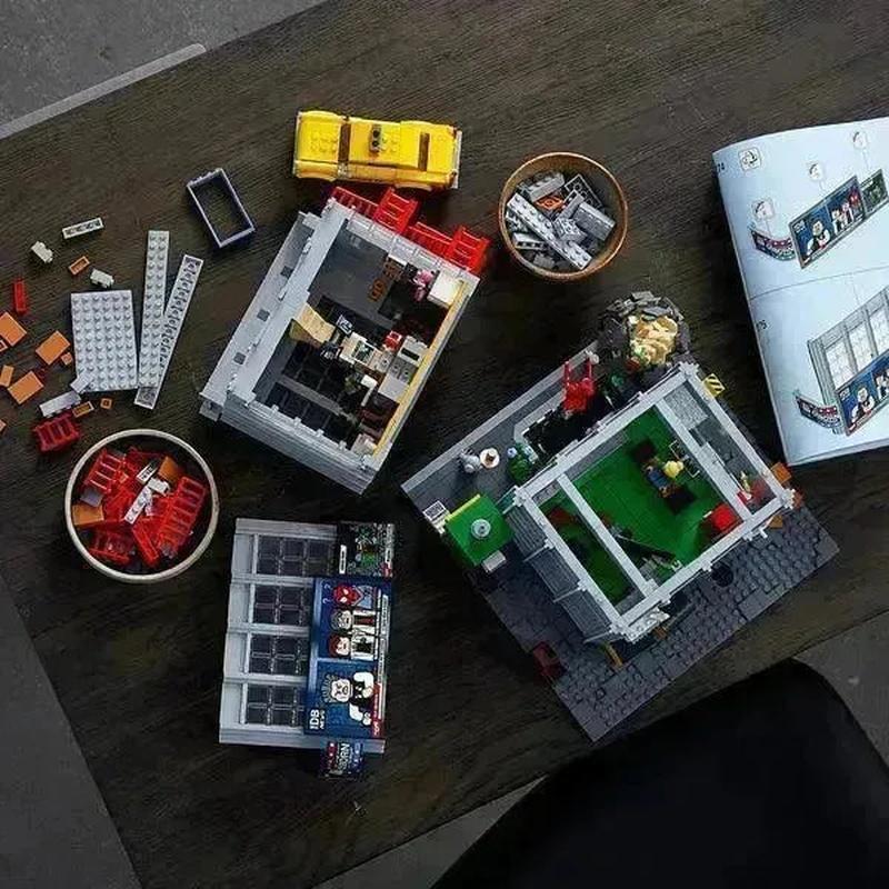 LEGO Daily Bugle 76178 SpiderMan (€. 20,00 per week + €. 50,00 borg) - LEGO SPIDERMAN - LEGO